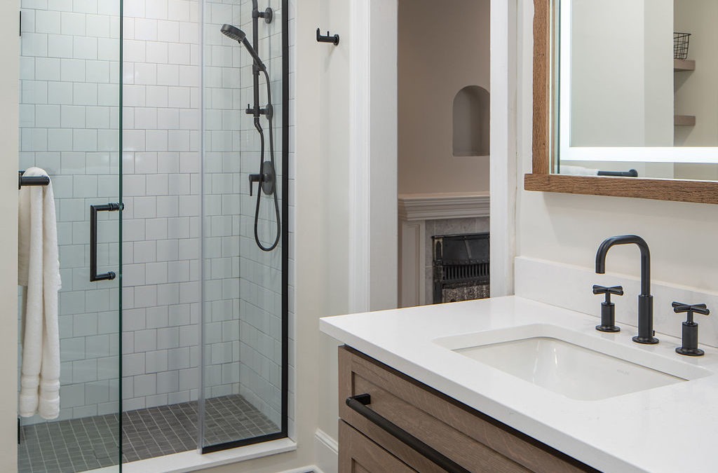 Client Profile: Jenn & Jeff Modernize Main Bathroom